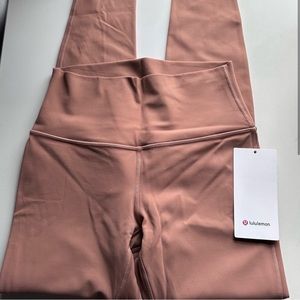 NWT Lululemon pants Align HR pant 28”